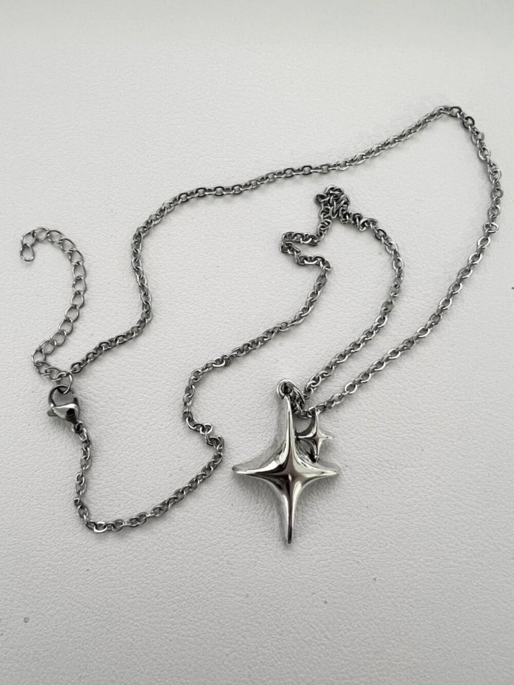 Silver twinkle star necklace